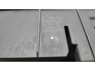 Блок предохранителей 12769644, 519109607 Saab 9-3 Ver2