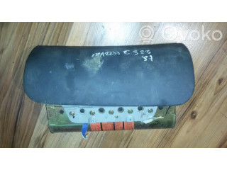 Подушка безопасности пассажира UT1230102   Mazda 323