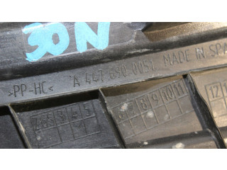 Vstřikovací lišta A4476900051 Mercedes-Benz Vito Viano W447