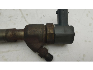Vstřikovač 338002A900, 0445110 Hyundai i30 pro naftový motor 1.6