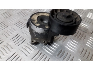 Устройство натяжки ремня