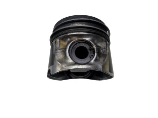 Píst YD25DDT, A2010EB30A Nissan Navara D40 YD25DDT