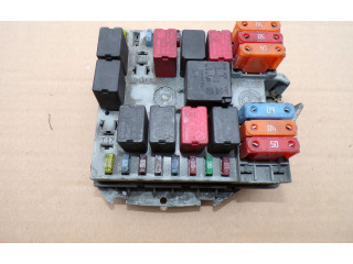 Блок предохранителей 51742420 Alfa Romeo GT