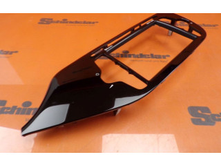 Радио/ проигрыватель CD/DVD / навигация