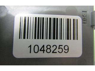 Блок предохранителей  3M0J112   Honda HR-V    