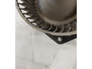 Вентилятор печки Mitsubishi Pajero