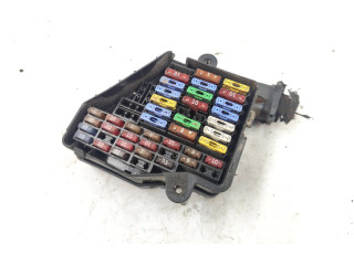 Блок предохранителей 8D1941824   Skoda Octavia Mk1 (1U)    