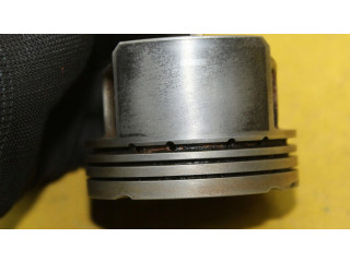 Píst Volkswagen Polo IV 9N3