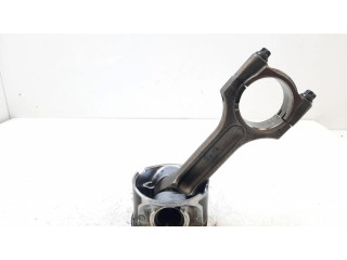 Píst BMW 5 E60 E61 pro naftový motor 2.5 M57D25 (256D2)