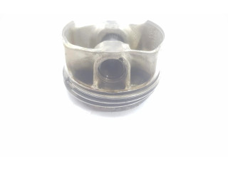 Píst 89L106, 11258092931   BMW 7 F01 F02 F03 F04  pro benzínový motor 4.4  