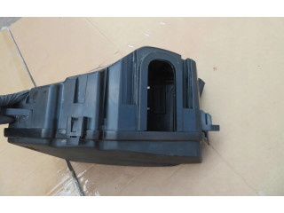 Pojistková skříňka 31398001 Volvo V60 2021