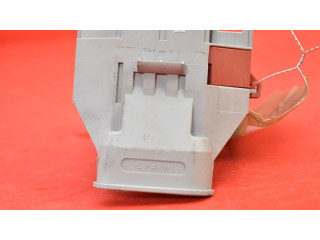 Блок предохранителей  9162439, 9162439   Volvo V70    