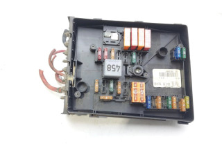 Блок предохранителей 1K0937125 Volkswagen Jetta V