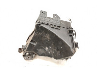 Pojistková skříňka MB502104B Subaru Outback 2011