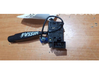 Ручка стеклоочистителей Nissan King Cab