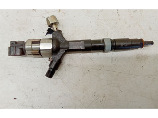 Форсунка 2367030030 Toyota Land Cruiser (HDJ90)
