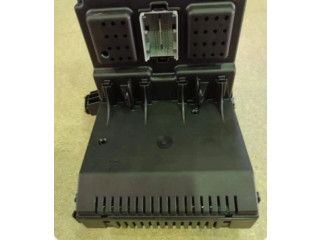 Блок предохранителей 30765148   Volvo XC90    