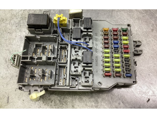 Блок предохранителей A000011, LG4P9KTN Honda Accord