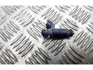 Vstřikovač 353102b000 KIA Rio