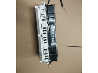 Přístrojová deska Lincoln Town Car 2000 F8VF10849AF