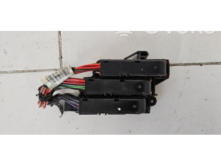 Блок предохранителей 8K0941824B Audi Q5 SQ5