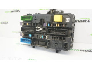 Pojistková skříňka 13268287 Opel Zafira B 2009