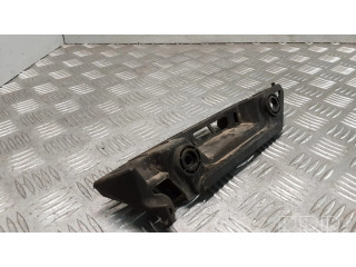 Задний держатель бампера