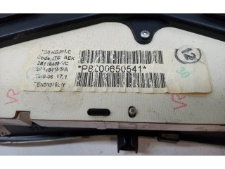 Панель приборов 8200650541   Dacia Logan I       