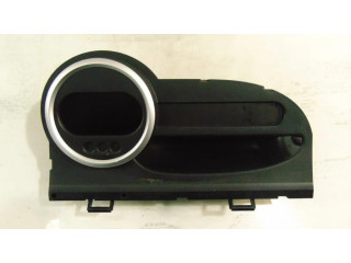 Панель приборов 8201127953   Renault Twingo II       