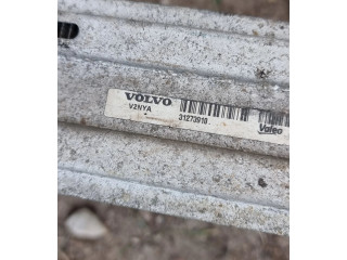 Интеркулер 31273910 Volvo S60