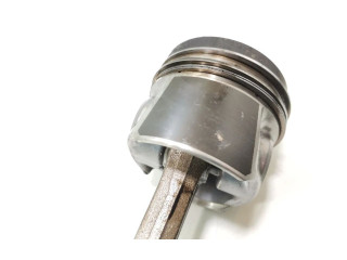 Píst Volkswagen Caddy DFSD