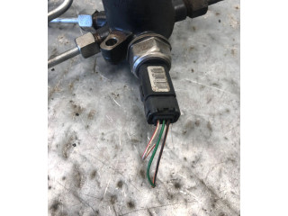 Топливная рампа 8200584034, 8200379933 Renault Scenic III - Grand scenic III для двигателя K9KF830