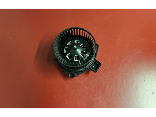 Вентилятор печки    DRF10238001   BMW X3 G01