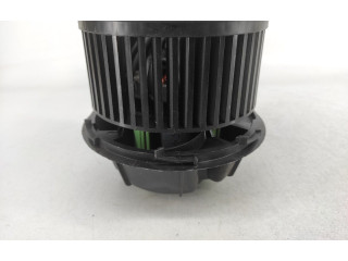 Вентилятор печки Dacia Sandero