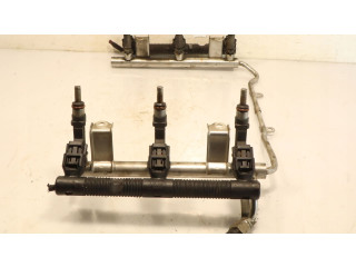 Vstřikovací lišta Audi A6 S6 C6 4F BDW