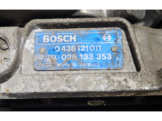 Топливная рампа 0438121011, 026133353 Audi 80 90 B3