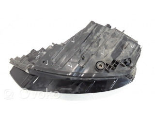 Передняя фара