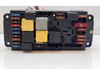 Pojistková skříňka 0025459401 Mercedes-Benz C W203 2002