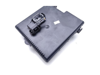 Блок предохранителей 30786646, 09W336 Volvo XC90