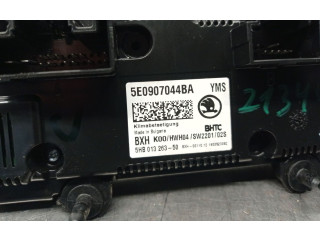 Блок управления климат-контролем 5E0907044BA, 5E0907044BA Skoda Octavia Mk4