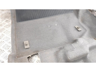 Передний ковер салона