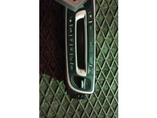 Блок управления климат-контролем 275102769R   Renault Scenic III   Grand scenic III