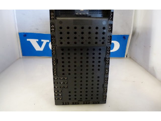 Блок предохранителей 9469381, 9469381 Volvo S80