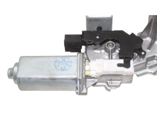 Моторчик заднего дворника DLB500074 Land Rover Discovery 3 - LR3