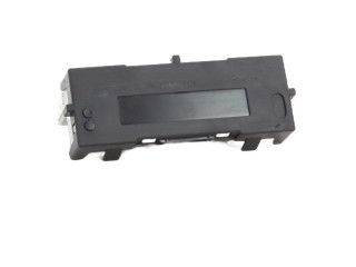 Дисплей       Renault Clio III