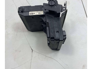 Pojistková skříňka 30786476, 06W383 Volvo XC90 2007