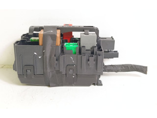 Блок предохранителей 9812661980 Peugeot 2008 II