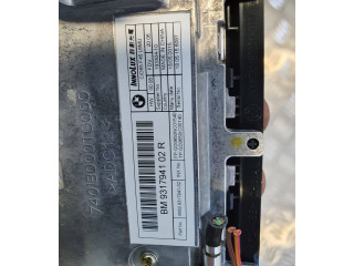 Радио/ проигрыватель CD/DVD / навигация