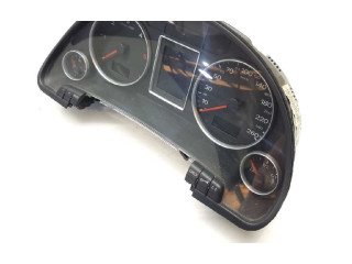 Панель приборов 8E920901H Audi A4 Allroad