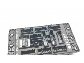 Блок предохранителей 518174602   Rover 75    